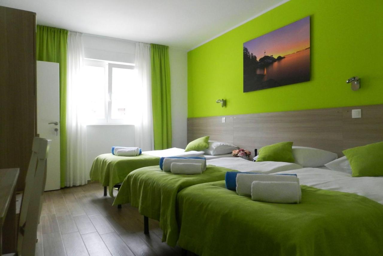 Yourcroatiaholiday - Villa With 6 Rooms Drenje Kültér fotó