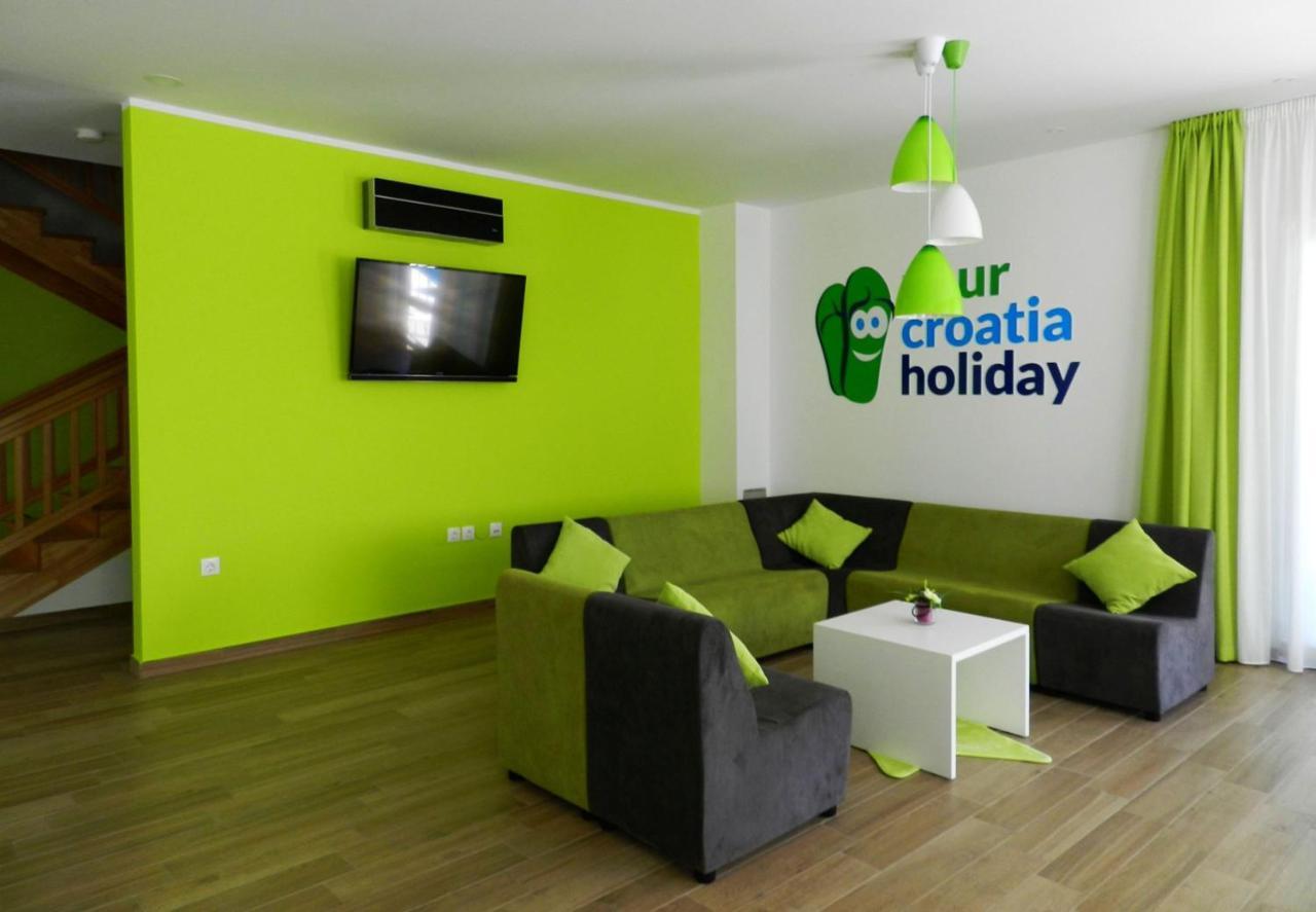 Yourcroatiaholiday - Villa With 6 Rooms Drenje Kültér fotó
