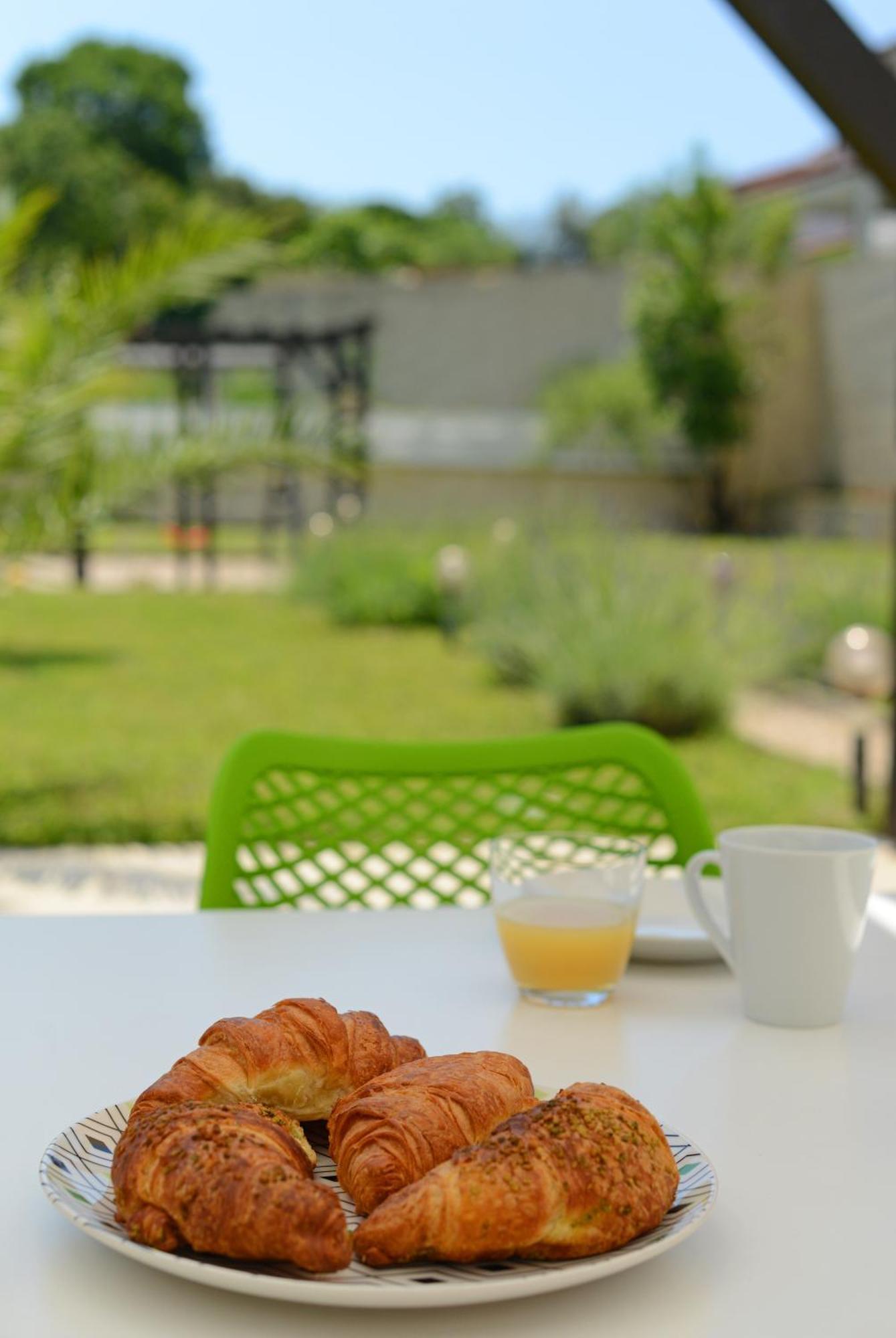 Yourcroatiaholiday - Villa With 6 Rooms Drenje Kültér fotó
